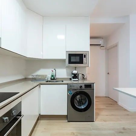 Apartamento 1 Bedroom 85 Mts To *