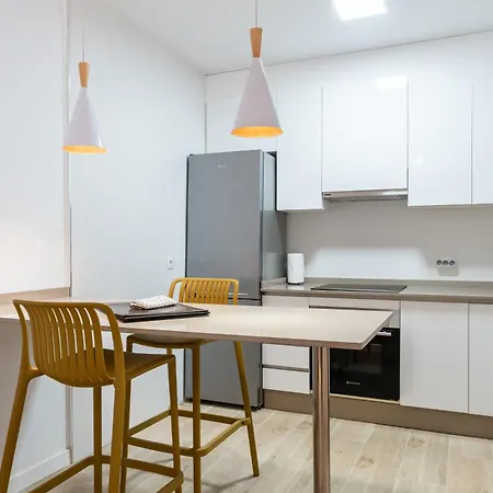 1 Bedroom 85 Mts To 아파트 푸엔히롤라