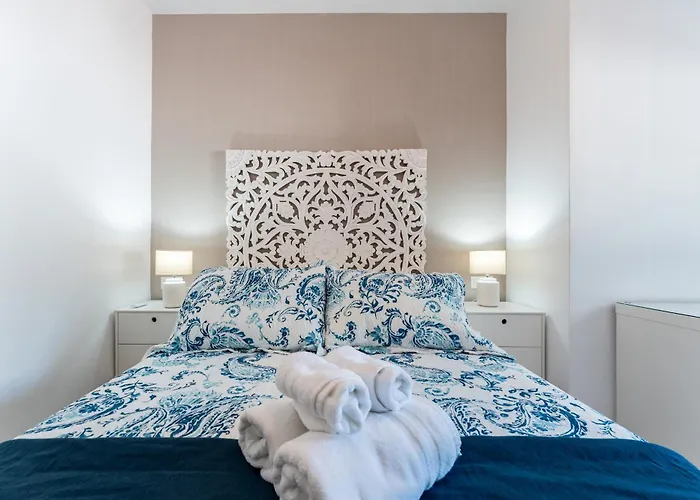 1 Bedroom 85 Mts To * Fuengirola