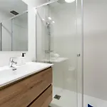 1 Bedroom 85 Mts To *