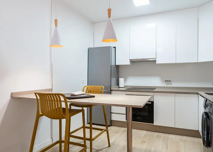 1 Bedroom 85 Mts To شقة فوينخيرولا